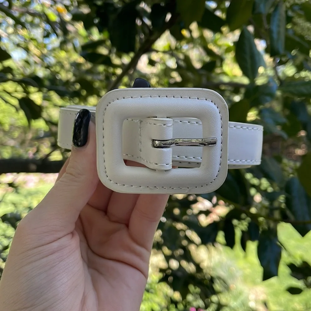 White Stitched Square Buckle Hip Belt
